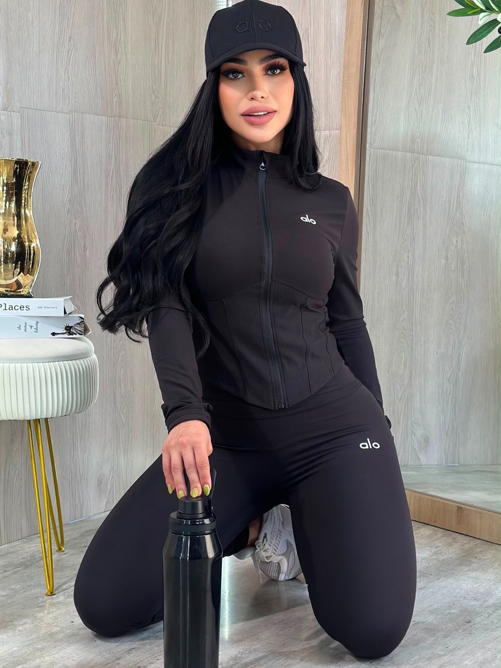 ALO Yoga Black High-Waist Legging and Zip-Up Jacket Set